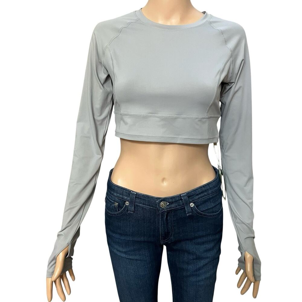 Halara Solid Thumb Hole Cropped Yoga Sports Top Medium Long Sleeve Base Layer